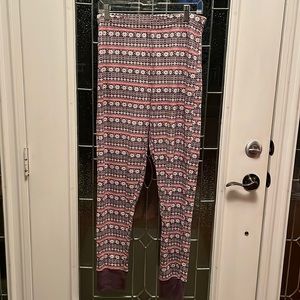 b Soft holiday holiday snowflake pants. Size XL.